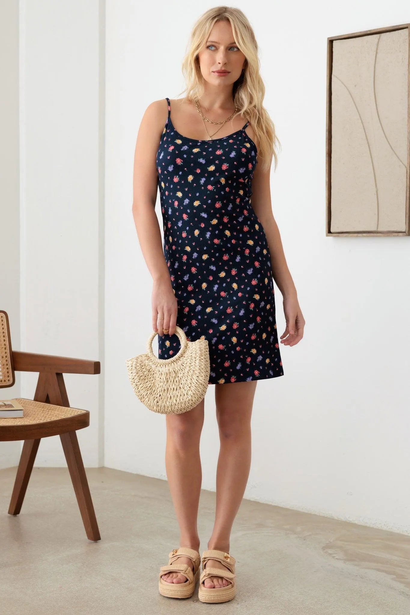 lookbook image shop_this_look_AVdw3f