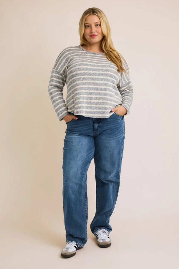 Plus Size Grey Cream Striped Long Sleeve Scalloped Hem Relaxed Fit Knit Top - Image 4