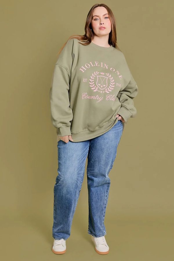 Plus Size "Hole In One Country Club" Vintage Golf Oversized Sweatshirt - Image 4