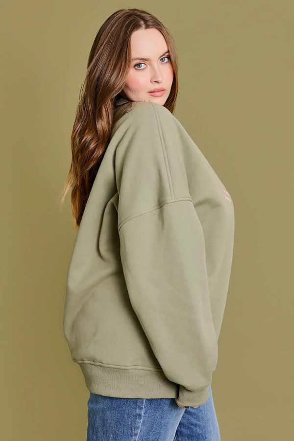 Plus Size "Hole In One Country Club" Vintage Golf Oversized Sweatshirt - Image 3
