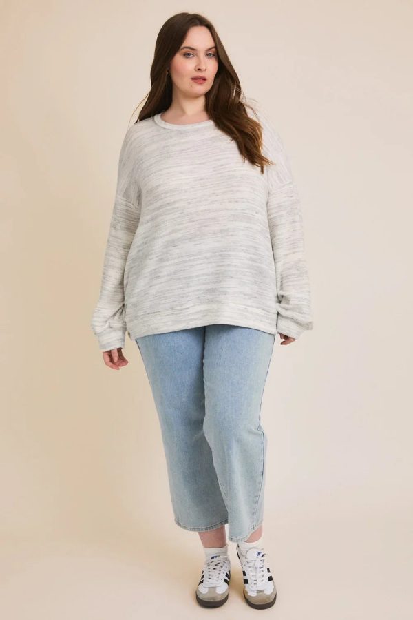 Plus Size Light Gray Heathered Soft Knit Long Sleeve Oversized Sweater Top - Image 5