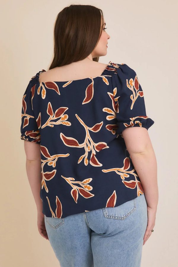 Plus Size Navy Floral Smocked Sleeve Boho Style Short Sleeve Blouse - Image 2
