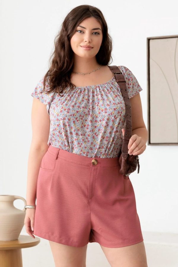 Plus Size Floral Short Sleeve Top - Image 1