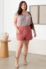 Plus Size Floral Short Sleeve Top - Image 5