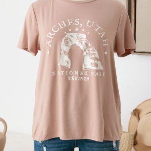 Plus Size "Arches Utah" Graphic T-Shirt Top