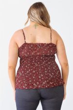 Junior Plus Size Burgundy Floral Ruched Sleeveless Top - Image 2